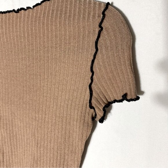 5/$25 Shein Y2K Tan Brown Exposed Seam Short Sleeve Stretchy Crop Top S - Picture 7 of 12